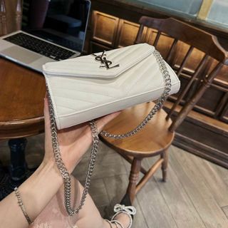 Túi xách quảng châu Bì Thư - 12B5515 (Chuyên sỉ túi xách sll, balo, ví, thắt lưng, túi Laptop)