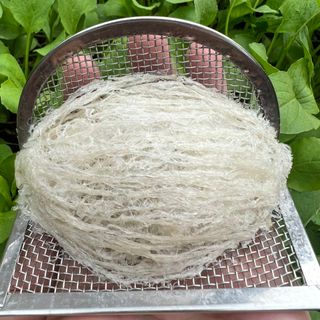 Tổ Yến  Thô100g giá sỉ - giá bán buôn  1.800.000₫  2 - 5 Hộp