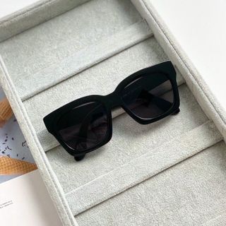 kính mát ,kính râm nữ ,kính mát thời trang ,kinh râm nam,kính mắt mèo TX129