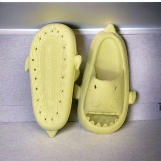 Dép Cá Mập Xịn Đế 4cm Bản Cao Cấp