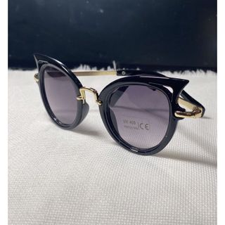 Kính mát nam nữ cho bé WILI chống UV400, thiết kế mắt vuông dễ đeo, màu sắc thờa17