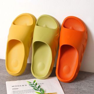 dép bánh mì ,dép quai ngang ,dép xốp đi êm chân