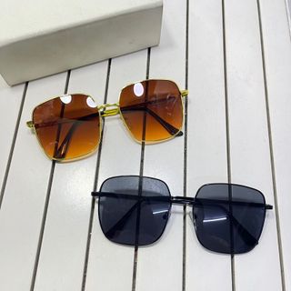 Kính mắt gọng si phom vuông dễ đeo