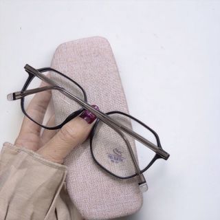 MẮT KÍNH GỌNG CẬN CAO CẤP WILI FORM VUÔNG SIÊU ĐẸP