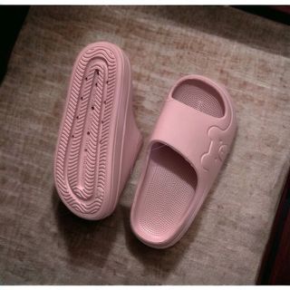 dép bánh mì ,dép quai ngang,dép xốp đi êm chân ,dép gấu siêu cute