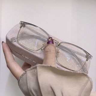 MẮT KÍNH GỌNG CẬN CAO CẤP WILI FORM VUÔNG SIÊU ĐẸP