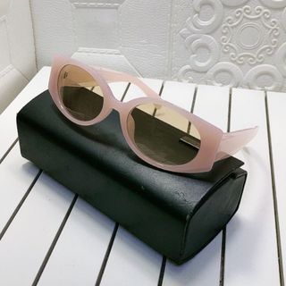 kính mát gọng đen,kính mát nu,kính dam,sỉ kính mắt thời trang(MK337)