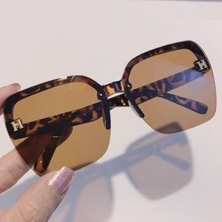 Kính mát cho bé chống UV400, thiết kế mắt tròn dễ đeo, màu sắc thời trang