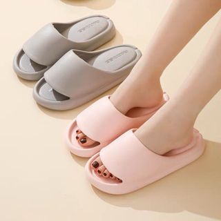 Dép Bánh Mỳ Dép Quai Ngang Hàng Cao Cấp Đi Êm Chân Chống Trơn Trượt Tốt Dép Xốp Trơn Hàng Hót 2023