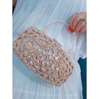 Bóp Đầm Hình Thoi Có Gắn Hoa Văn