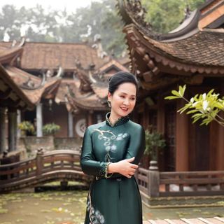 Áo dài sang trọng cho các mẹ