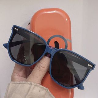 Kính mát cho bé phom lục giác gọng dẻo tròng uv400 chống bể chống gãy bảo vệ tốt cho mắt bé khi mang kính