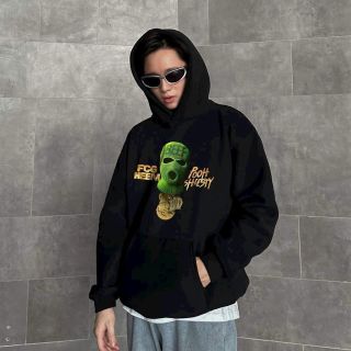 Áo hoodie in đầu lâu tay phồng, nón 2 lớp vải chính, vải mềm mịn, nón đóng khoen