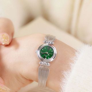 Đồng hồ lắc mới đỉnh nhé