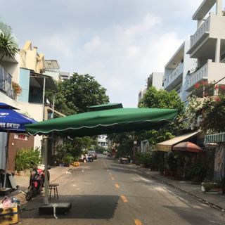 Dù lệch tâm vuông 3m, có thể bẻ nghiêng tán dù lên theo hướng nắng 180 độ, đã bao gồm đế bê tông 120kg