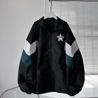 ÁO KHOÁC DÙ 2 LỚP NGÔI SAO FORM RỘNG - LÊ PHƯƠNG BOUTIQUE