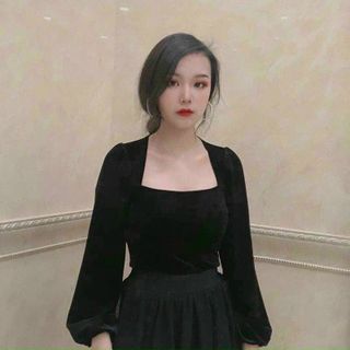 ÁO NHUNG CỔ VUÔNG - LÊ PHƯƠNG BOUTIQUE