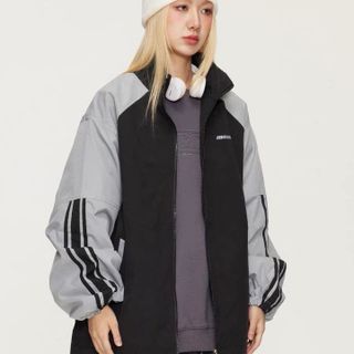 ÁO KHOÁC DÙ 2 LỚP FORM RỘNG PHỐI MÀU YOUKONG - LÊ PHƯƠNG BOUTIQUE
