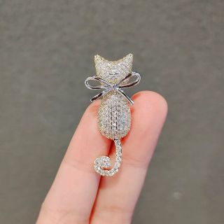 Ghim cài áo hình chú mèo màu vàng xinh xắn đính đá thời trang