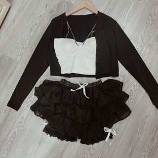 SET 3 MÓN CROPTOP KÈM CHÂN VÁY XÒE - LÊ PHƯƠNG BOUTIQUE