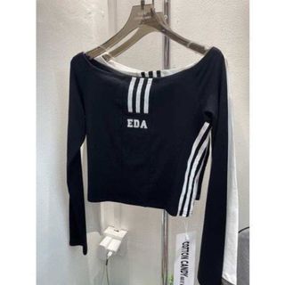 ÁO KIỂU TRỄ VAI VIỀN SƯỜN 2 BÊN THÊU CHỮ - LÊ PHƯƠNG BOUTIQUE