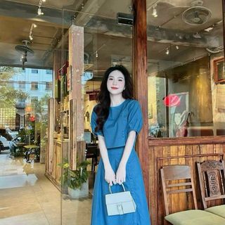 Sét 2 món áo Croptop tay phồng kèm chân váy dài chất jeans dày dặn chuẩn from sang chảnh. Giá sỉ - giá bán buôn
