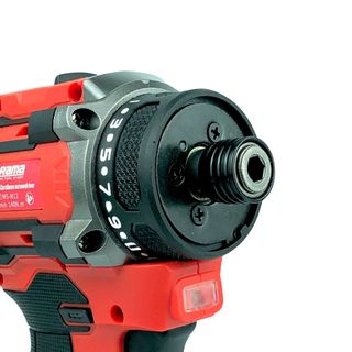 Máy chuyên vít DRAMA D-5318 có cấp trượt động cơ không chổi than sử dụng pin 4 cell
