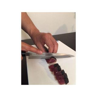 Dao inox làm bếp Nikken Tsubazo (Dùng cắt Sashimi) - Hachi Hachi Japan Shop giá sỉ