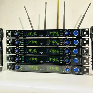 Micro Đầu Thu Lớn VM888 - Micro Không Dây Karaoke, 4 Râu Bắt Sóng Xa 50M Karaoke Hội Nghị Sân Khấu Gia Đình, Dùng Được Cho Tất Cả Loa Kéo