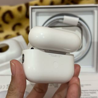 Airpods Pro 2 bản Mỹ siêu đỉnh, pin trâu