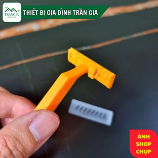 Dao Cạo Râu 2 Lưỡi Thái Lan Cán Vàng Star (Vỉ 10 cây - Thùng 300 Vỉ)