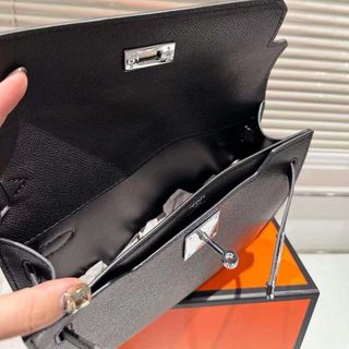 TÚI CẦM TAY VỀ 3 MÀU ĐẸP AUTH 1/1 VIP TRANDY LUXURY .
