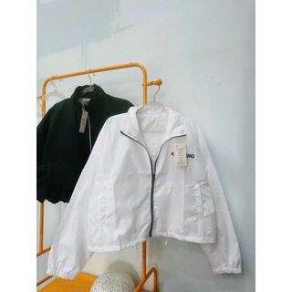 Áo khoác dù lửng croptop thêu chữ rút dây unisex ulzzang nam nữ