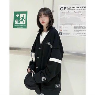 Áo Khoác Nữ Nỉ Cadigan Cổ Tim Cúc Lớn 2 Túi Sỏ in Logoo ODINn CL Chạy Sọc Tay Dễ Thương
