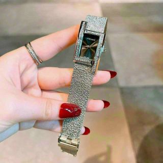 ĐỒNG HỒ NỮ THỜI TRANG VERS DÂY LƯỚI CN 4