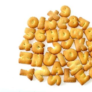 BÁNH QUY CHỮ ABC TUỔI THƠ 500G - WINNIE HOUSE