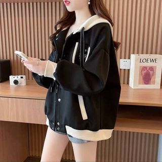 ÁO KHOÁC NỈ BOMBER NỮ NÚT BẤM CÓ NÓN PHỐI TÚI THÊU CÁ TÍNH HOT - HTM FASHION