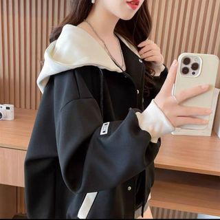 ÁO KHOÁC NỈ BOMBER NỮ NÚT BẤM CÓ NÓN PHỐI TÚI THÊU CÁ TÍNH HOT - HTM FASHION
