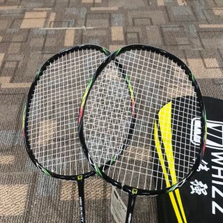 Vợt cầu lông Whizz khung carbon liền khối