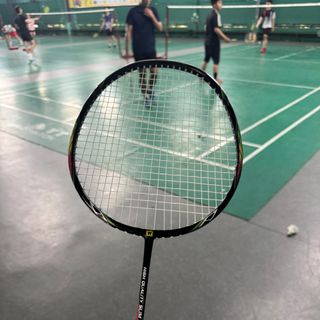 Vợt cầu lông Whizz khung carbon liền khối