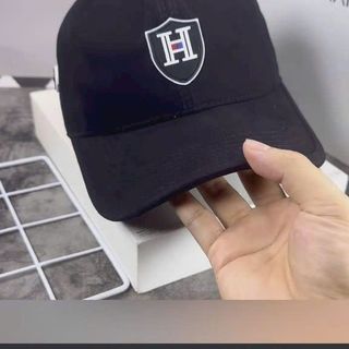 Nón lưỡi trai tấm khiêng có chữ H CQ
