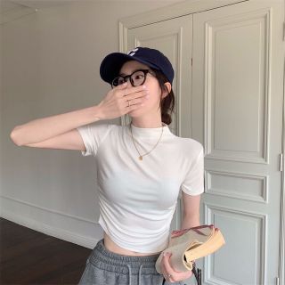 Áo cổ cao tay ngắn nhún eo vạt bầu
