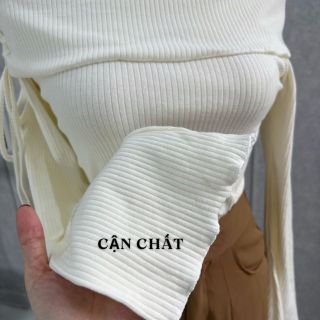 Áo lệch vai tay loe