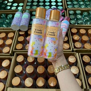 Xịt thơm Victoria siêu thơm có lại 
💰30k