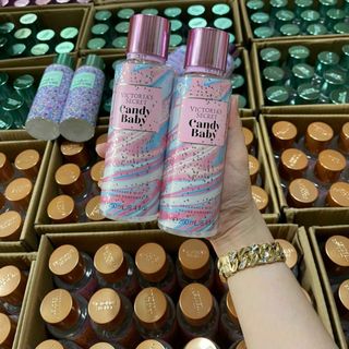 Xịt thơm Victoria siêu thơm có lại 
💰30k