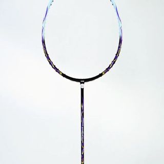 Vợt cầu lông IXE Dragon Warrior 660