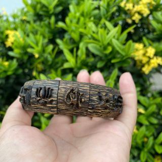 Lách tay khắc omani trầm sánh chìm