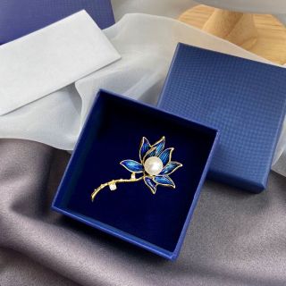 Ghim Cài Áo Hình Hoa Sen Màu Xanh Dương Phong Cách Sang Trọng Cao Cấp Hàng Mới