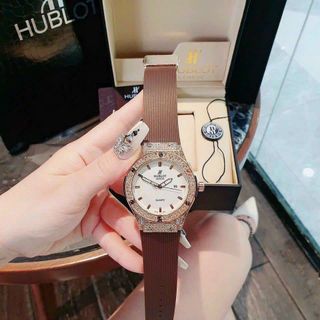 HOT SALE: ĐỒNG HỒ COUPLE THỜI TRANG HUB 2 VIỀN HỘT 4