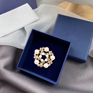 Ghim Cài Áo Nữ Hình Bông Hoa Đính Đá Thời Trang Hàn Quốc Dễ Thương